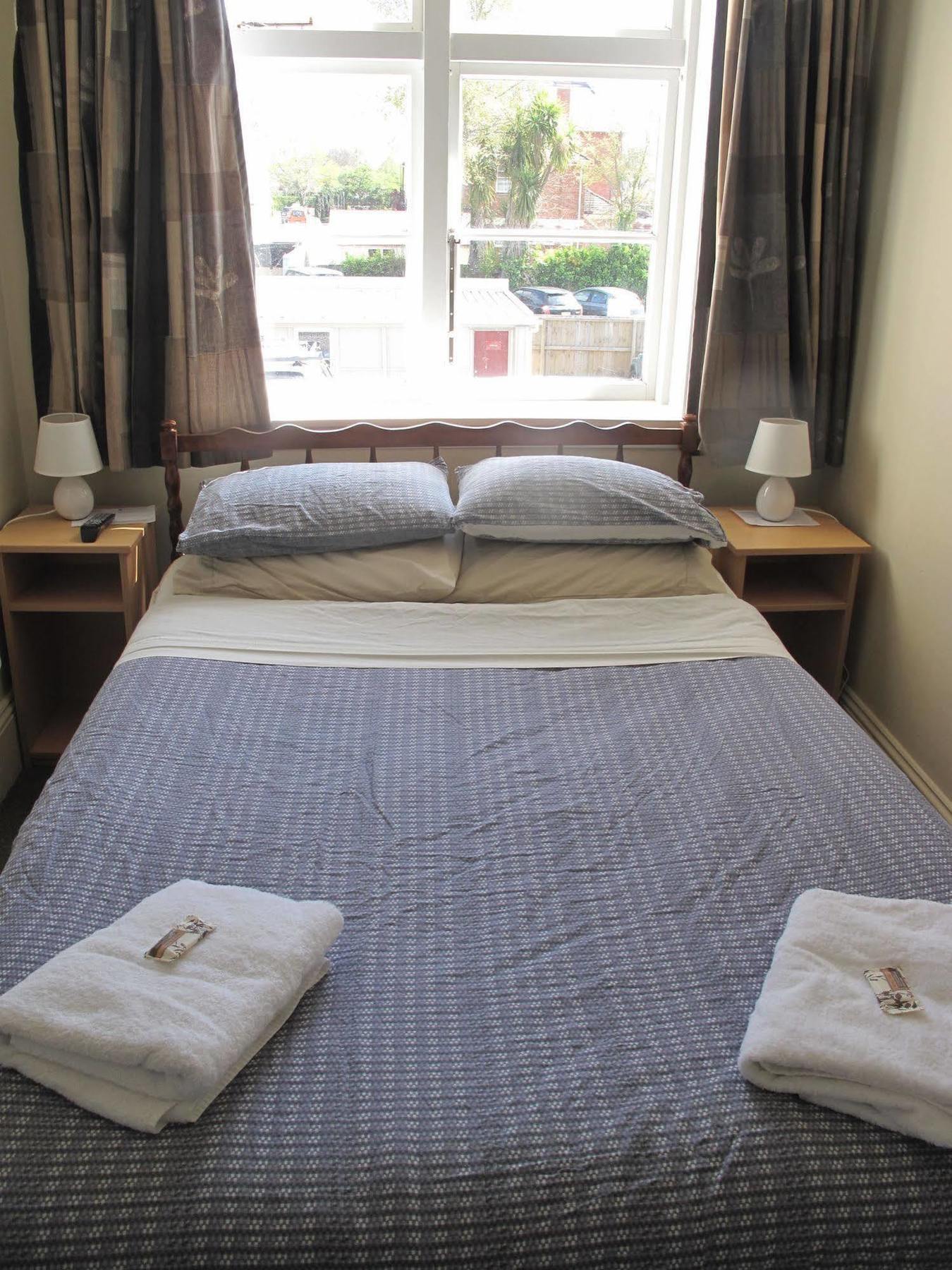 Hostel Dorset House Backpackers Christchurch Exteriér fotografie